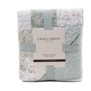 LAURA ASHLEY Patchwork Quilt Set